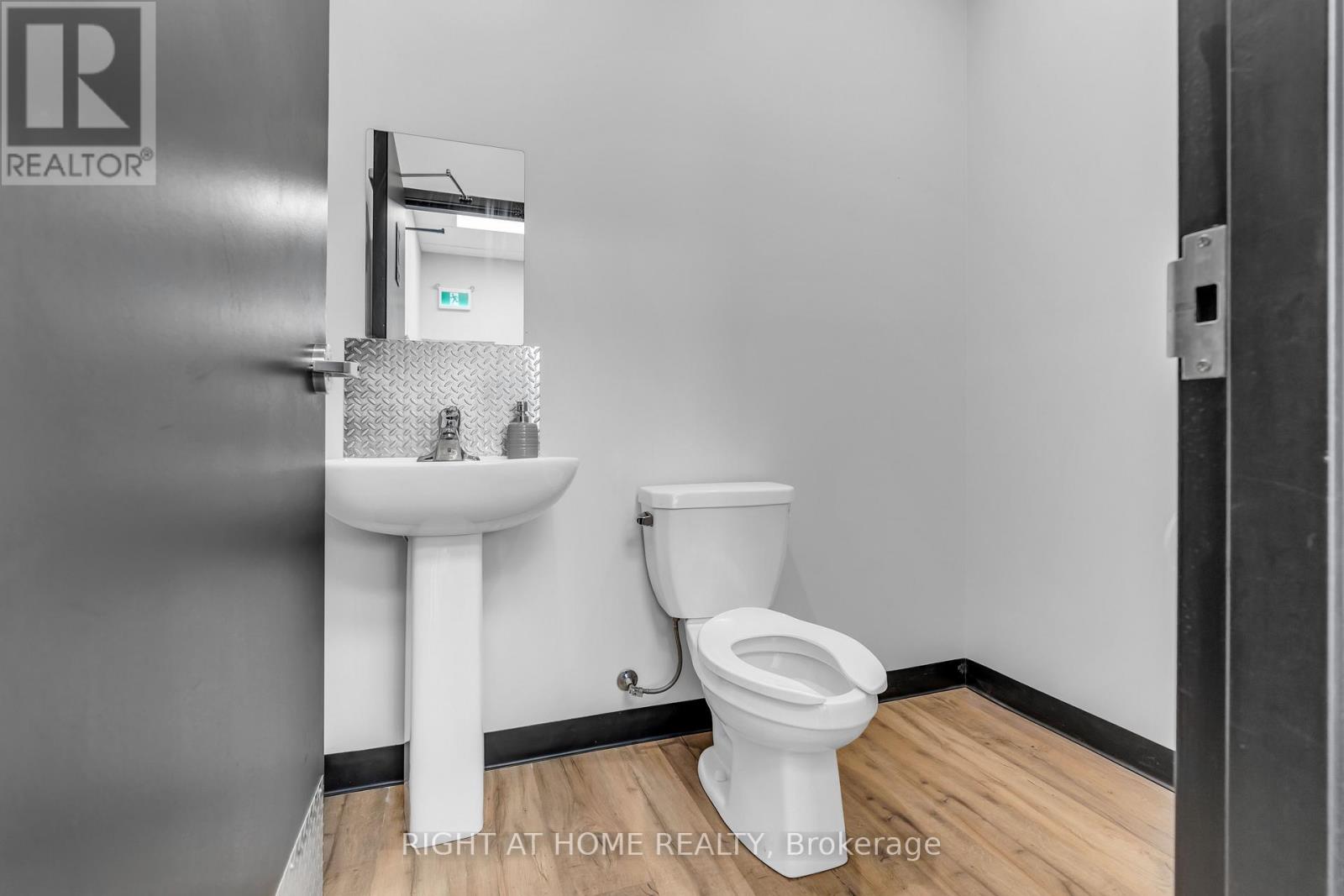 7348 Highway 26, Clearview, Ontario  L0M 1S0 - Photo 19 - S12680036