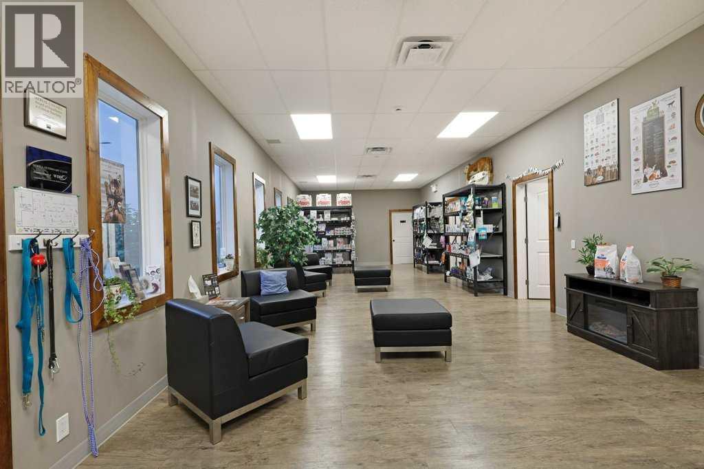 50 Upland Boulevard W, Brooks, Alberta  T1R 0N9 - Photo 9 - A2178921