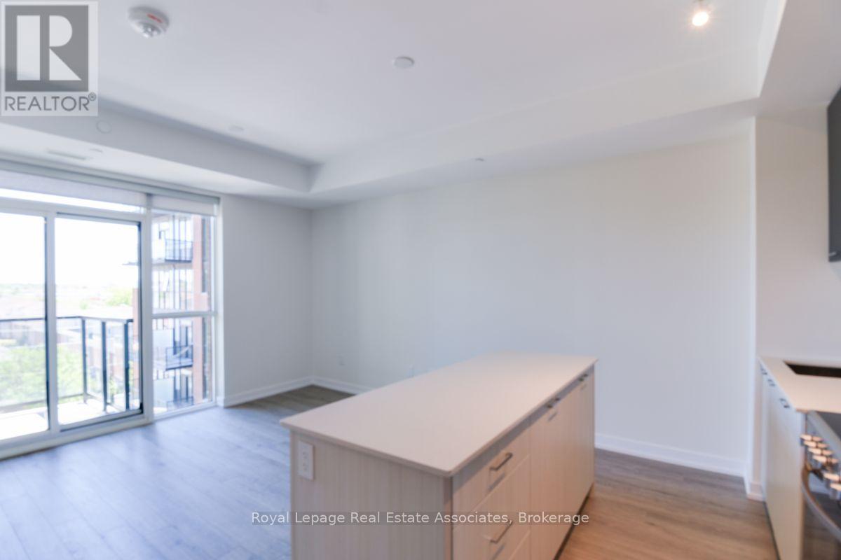514 - 2300 St. Clair Avenue W, Toronto, Ontario  M6N 1K8 - Photo 16 - W12680006