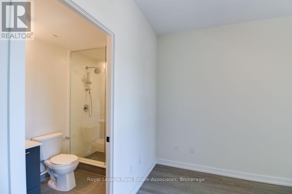 514 - 2300 St. Clair Avenue W, Toronto, Ontario  M6N 1K8 - Photo 20 - W12680006