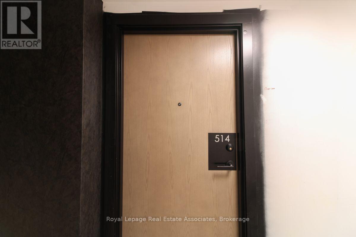 514 - 2300 St. Clair Avenue W, Toronto, Ontario  M6N 1K8 - Photo 5 - W12680006