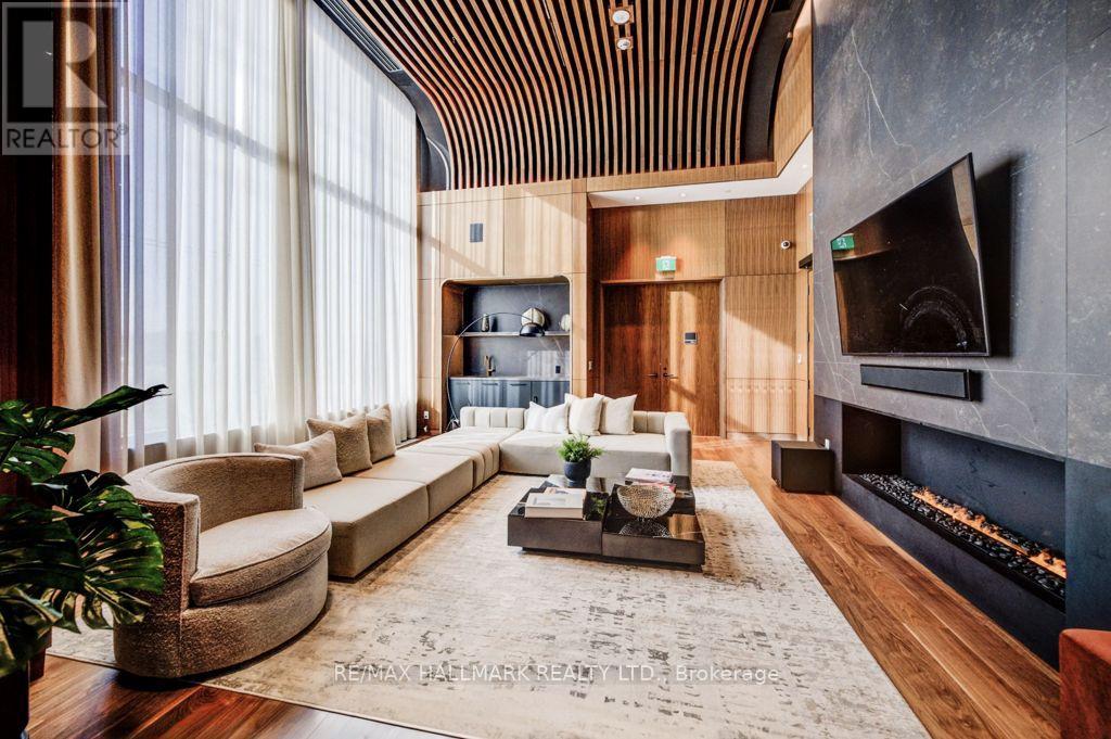 1005 - 3240 William Coltson Avenue, Oakville, Ontario  L6H 8C8 - Photo 12 - W12680056