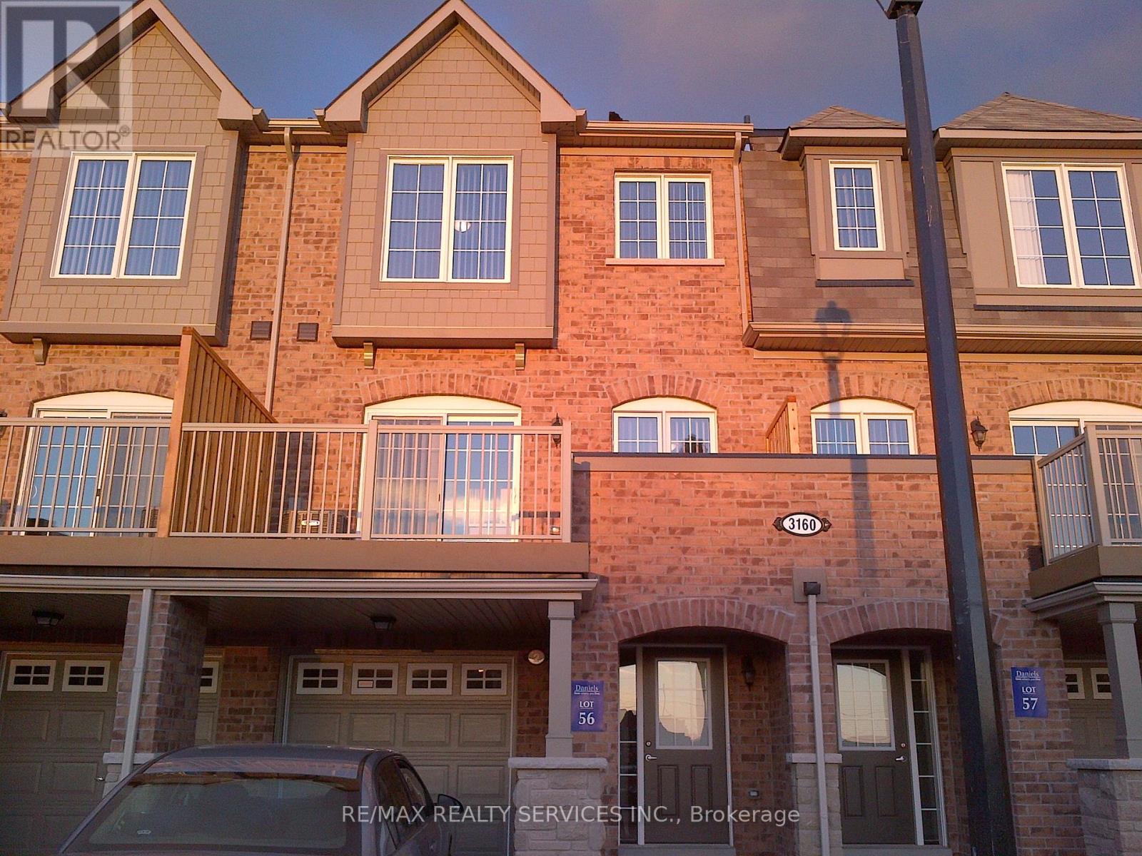 2 - 3160 Boxford Crescent, Mississauga, Ontario  L5M 0X1 - Photo 1 - W12680078