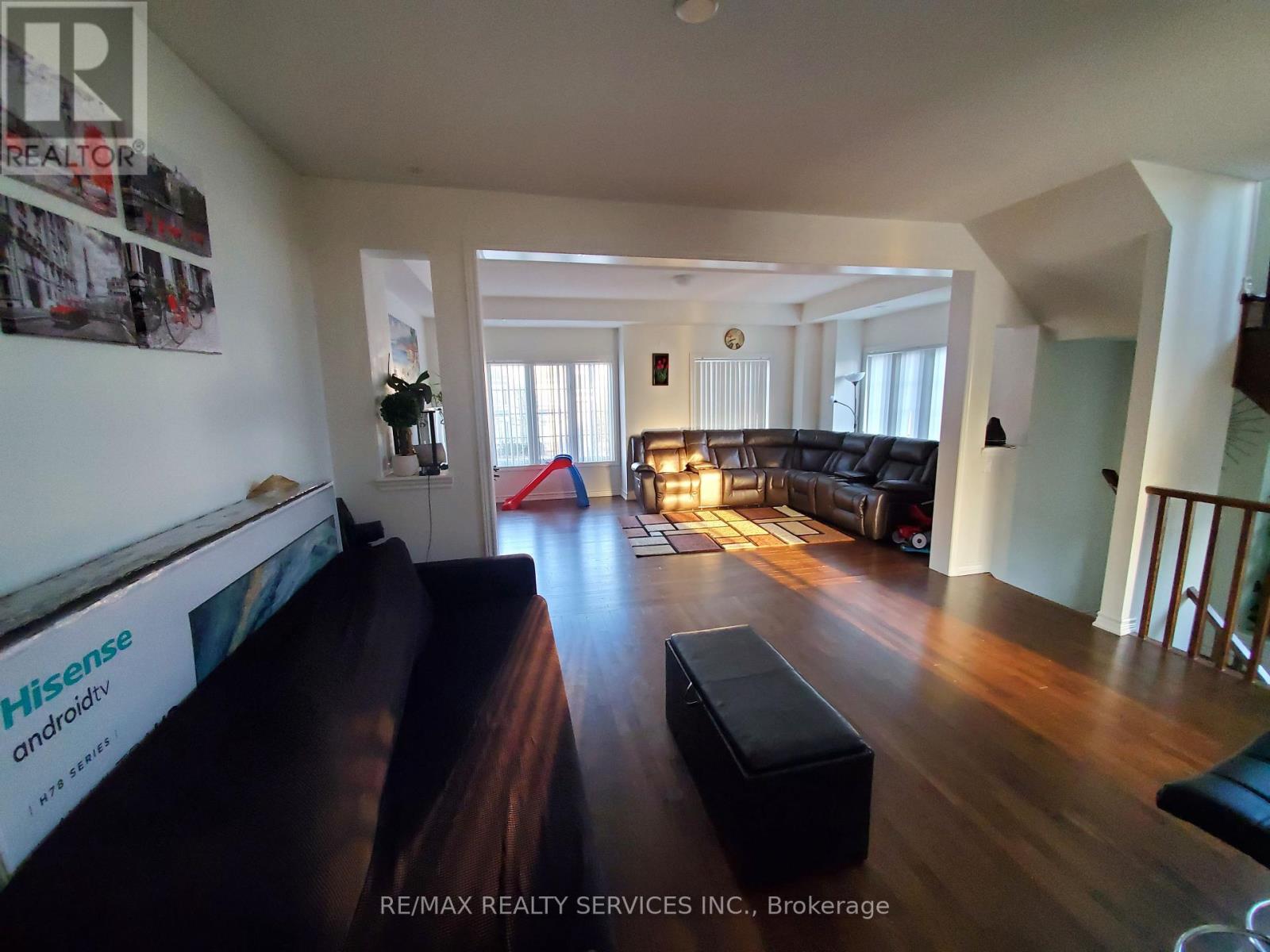 2 - 3160 Boxford Crescent, Mississauga, Ontario  L5M 0X1 - Photo 5 - W12680078