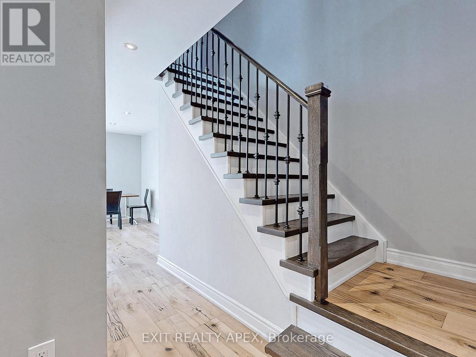 5552 Cortina Crescent, Mississauga, Ontario  L4Z 3R2 - Photo 16 - W12680084