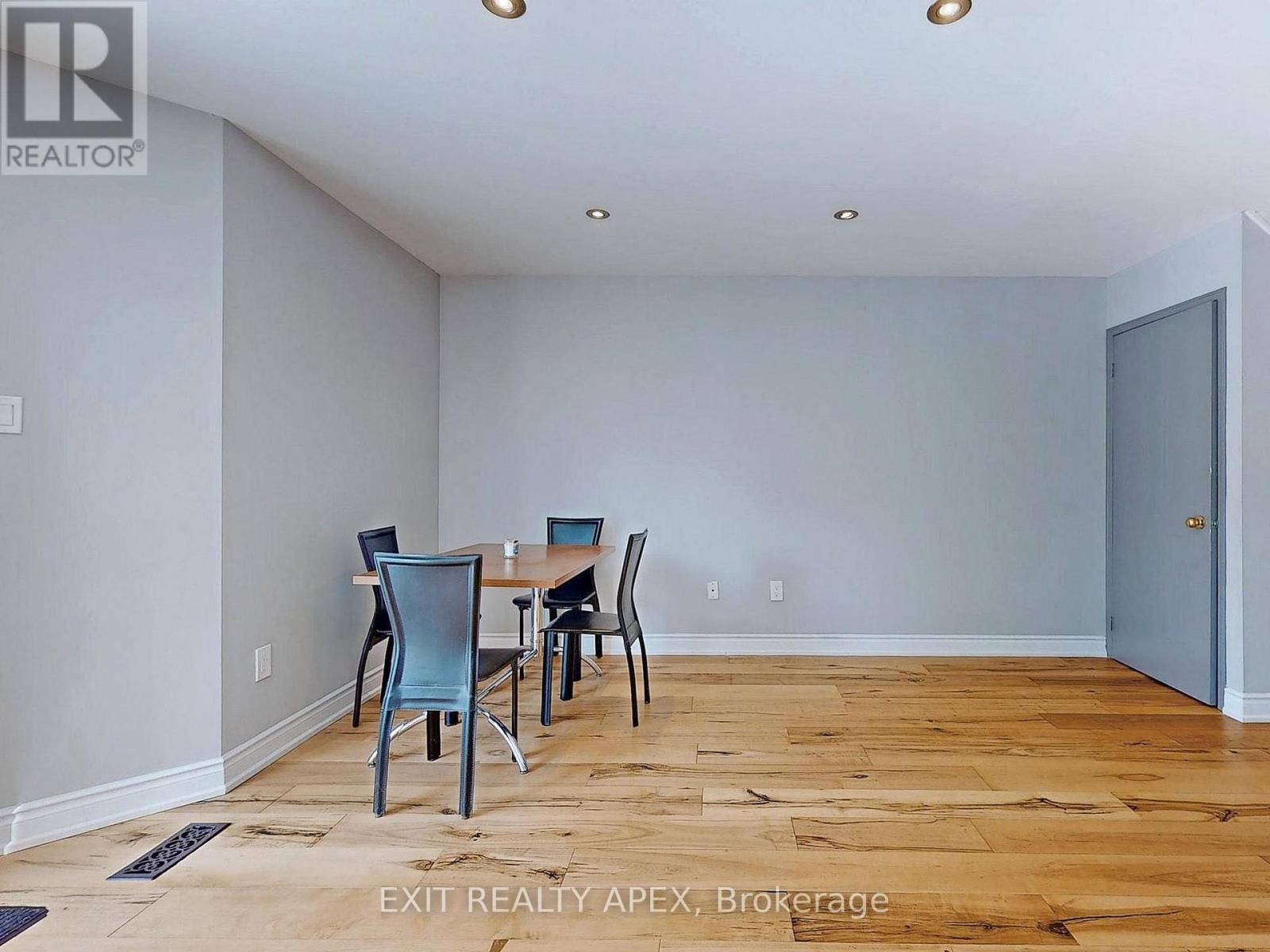 5552 Cortina Crescent, Mississauga, Ontario  L4Z 3R2 - Photo 8 - W12680084