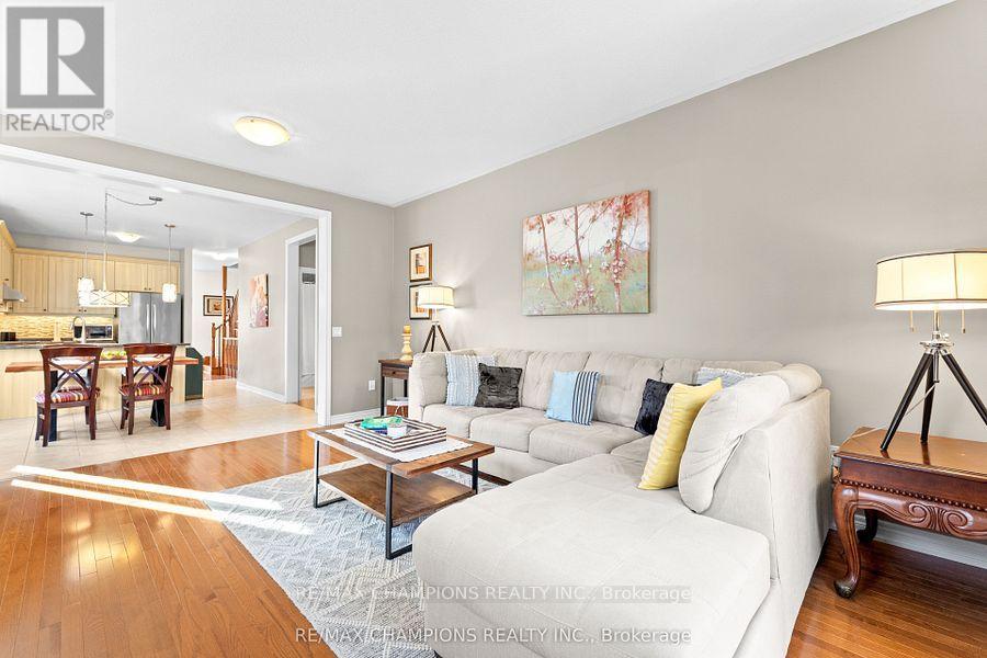 3 Arcadia Road, Caledon, Ontario  L7C 3V6 - Photo 10 - W12680094