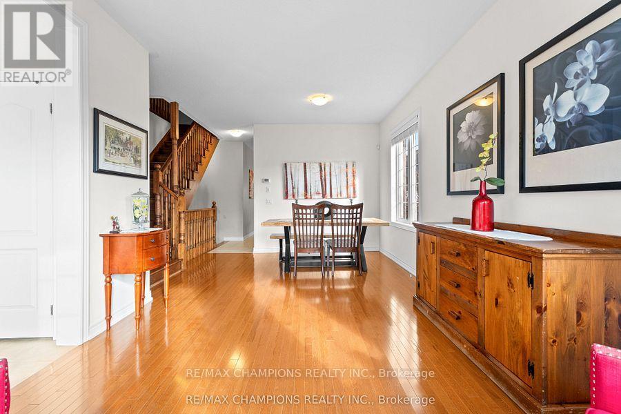 3 Arcadia Road, Caledon, Ontario  L7C 3V6 - Photo 7 - W12680094