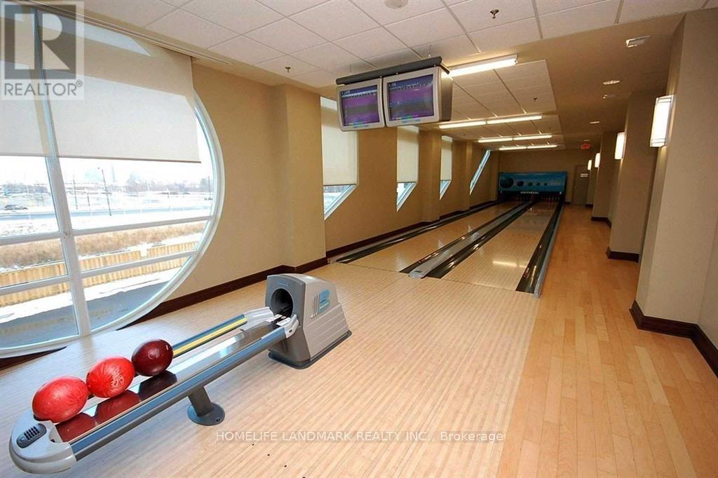 2201 - 339 Rathburn Road W, Mississauga, Ontario  L5B 0K6 - Photo 10 - W12680112