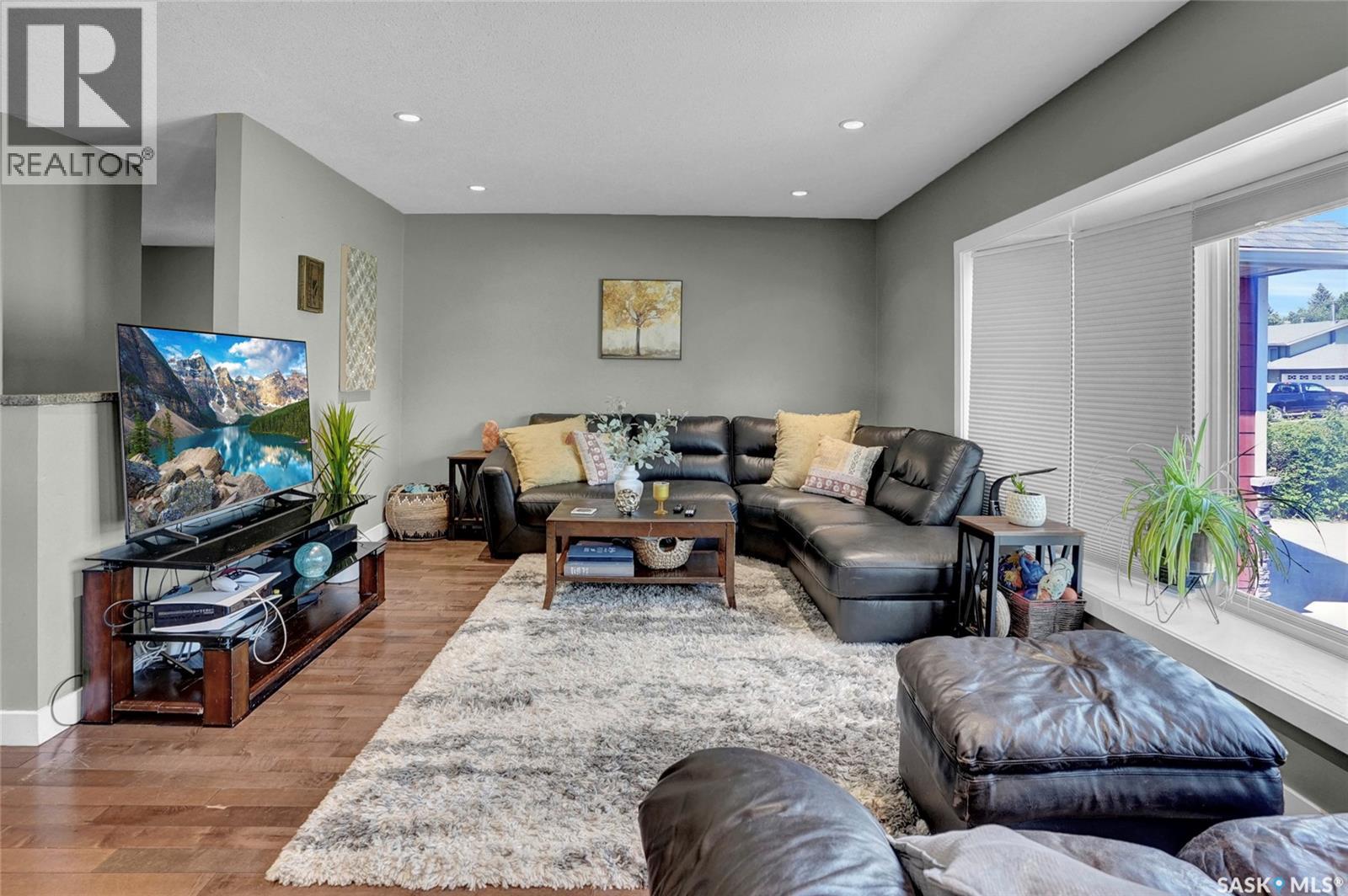 1614 11th Avenue Nw, Moose Jaw, Saskatchewan  S6H 6W9 - Photo 9 - SK026399