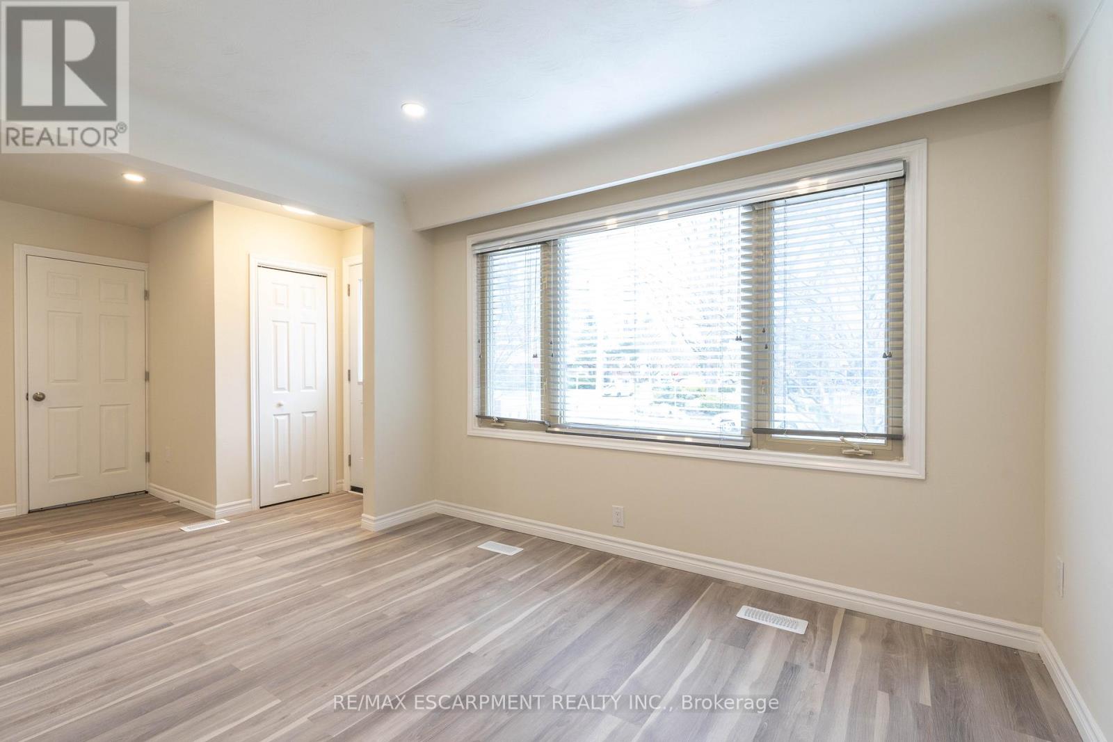 1 - 73 Ofield Road, Hamilton, Ontario  L8S 2M6 - Photo 6 - X12680044