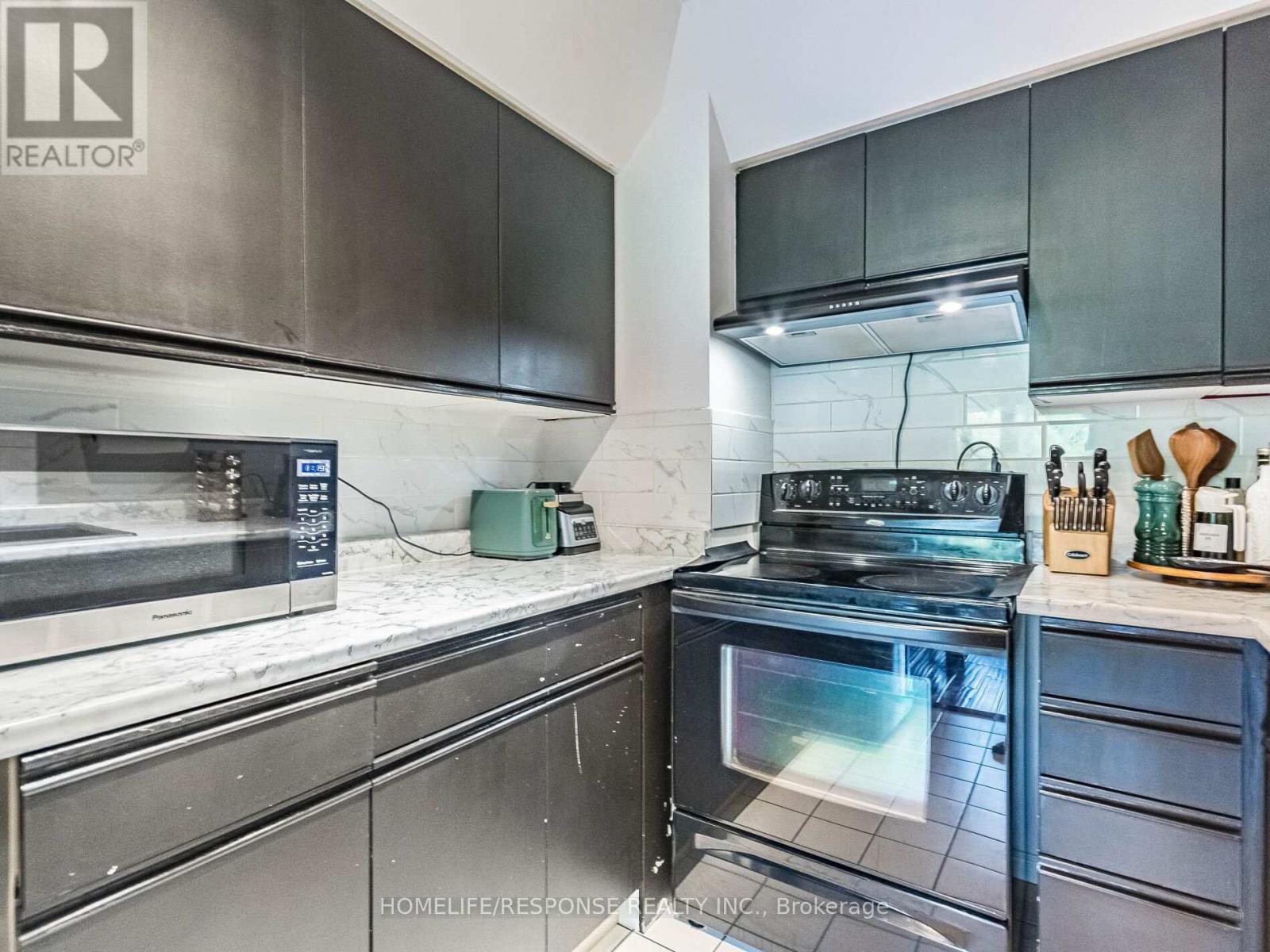 214 - 107 Bagot Street, Guelph, Ontario  N1H 8H5 - Photo 23 - X12680098