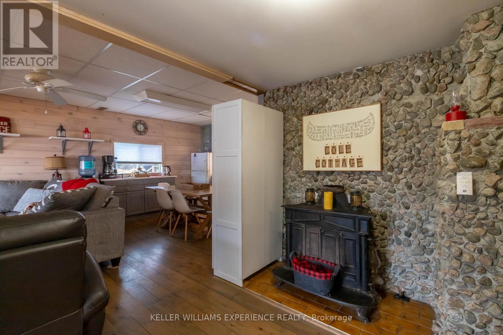 477 C Star Lake Road, Seguin, Ontario  P0C 1J0 - Photo 8 - X12680118