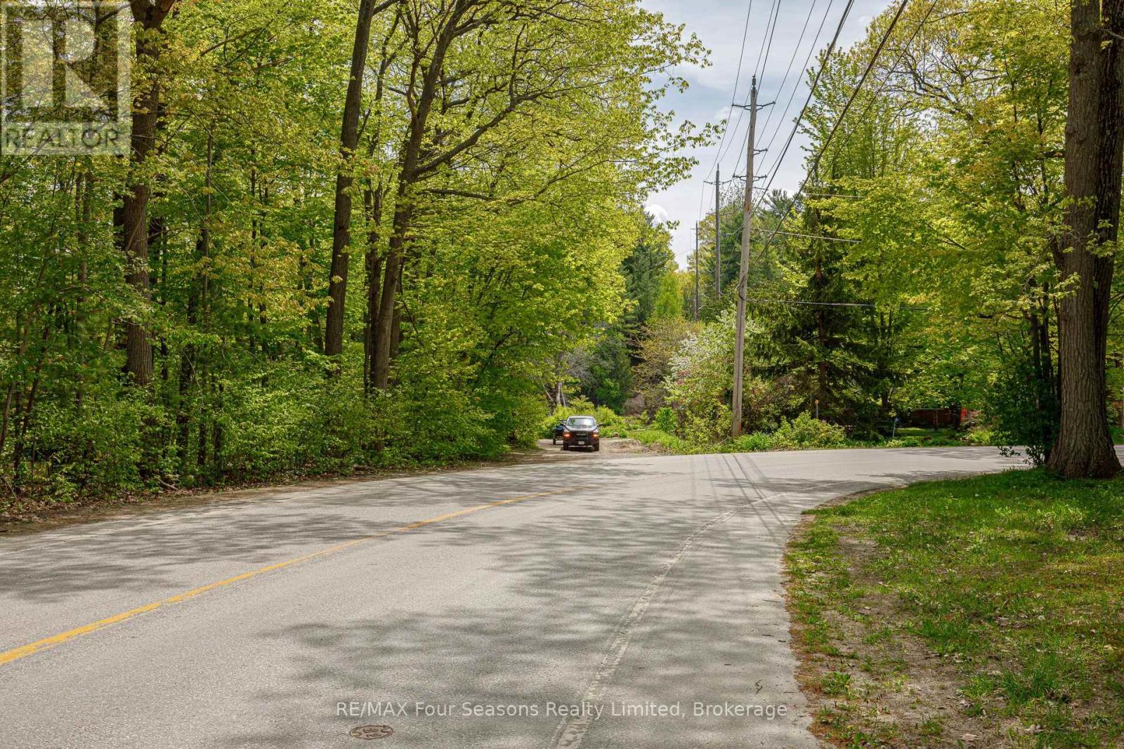 828 Oxbow Park Drive, Wasaga Beach, Ontario  L9Z 2V1 - Photo 18 - S12680368