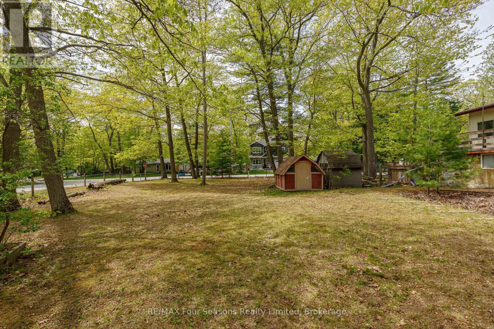 828 Oxbow Park Drive, Wasaga Beach, Ontario  L9Z 2V1 - Photo 22 - S12680368