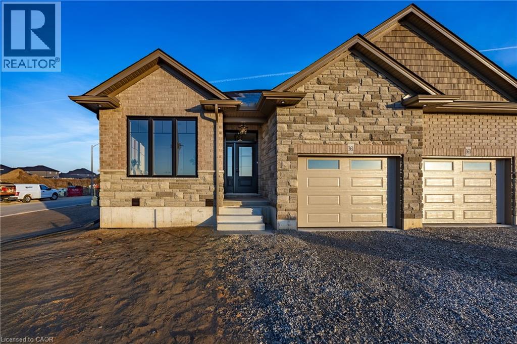 375 Argyle Avenue, Delhi, Ontario  N4B 0B2 - Photo 2 - 40796864