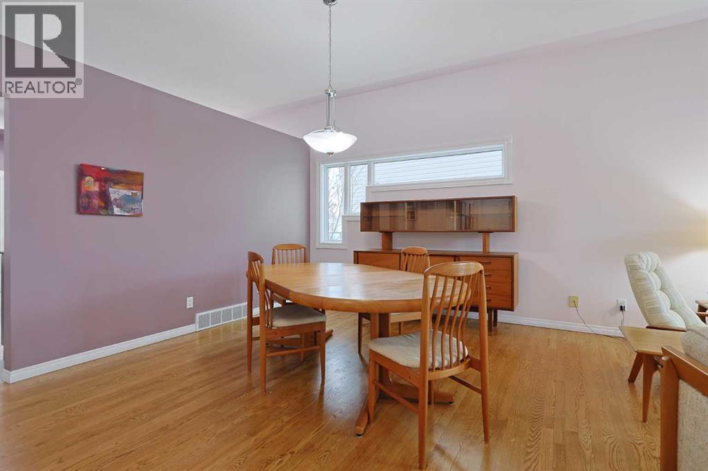 252 Citadel Park Nw, Calgary, Alberta  T3G 3X8 - Photo 11 - A2277232