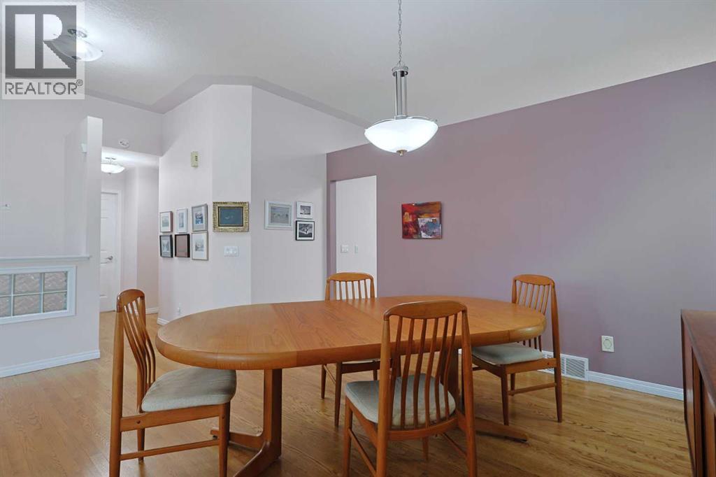 252 Citadel Park Nw, Calgary, Alberta  T3G 3X8 - Photo 12 - A2277232