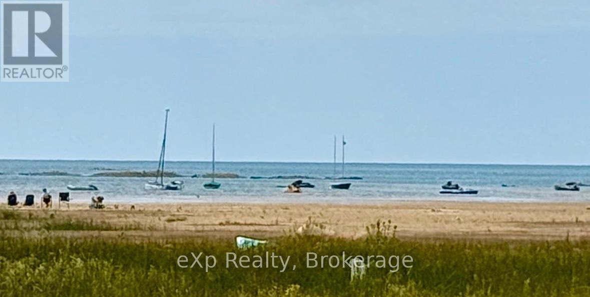 329 Bay Street, South Bruce Peninsula, Ontario  N0H 2T0 - Photo 37 - X12680138