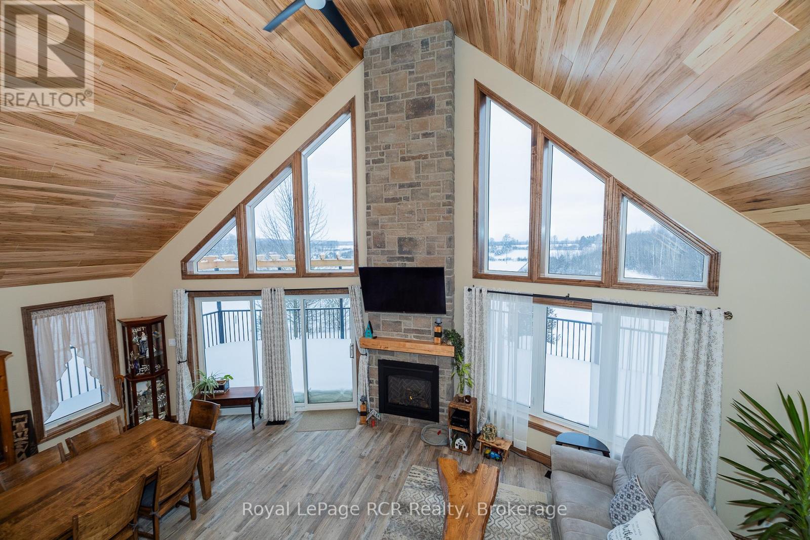 742654 Sideroad 4b, Chatsworth, Ontario  N0H 1G0 - Photo 8 - X12680280