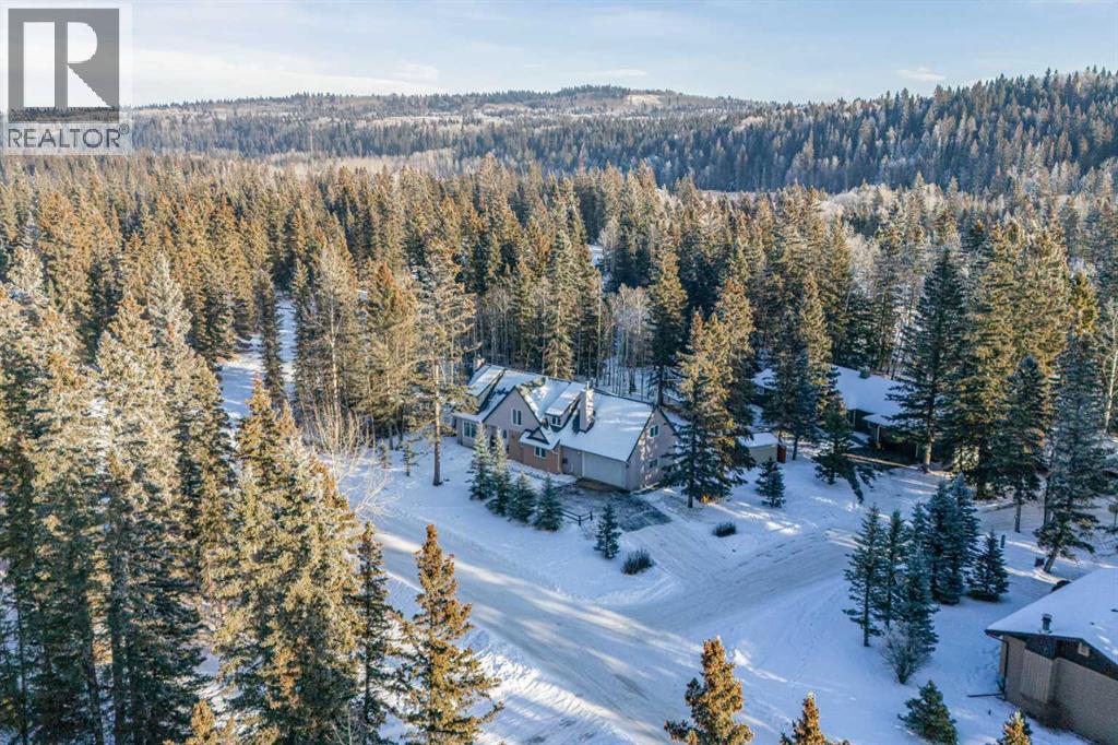 10 Wolf Drive, Rural Rocky View County, Alberta  T3Z 1A3 - Photo 2 - A2276969