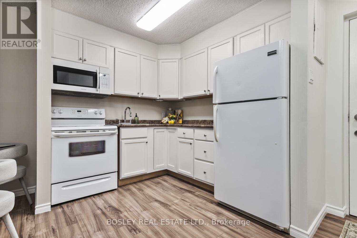 201 - 133 Ontario Street, Cobourg, Ontario  K9A 3B4 - Photo 11 - X12680176