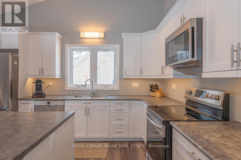 24 Ted's Lane, Trent Lakes, Ontario  K0L 1J0 - Photo 13 - X12680196