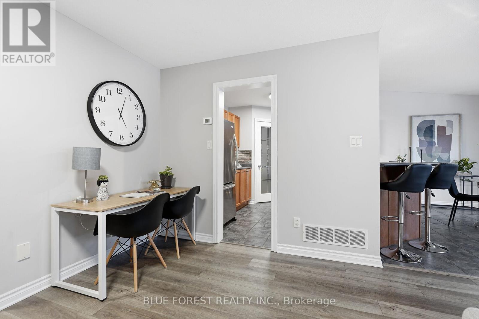 2408 Asima Drive, London South, Ontario  N6M 0B3 - Photo 16 - X12680264