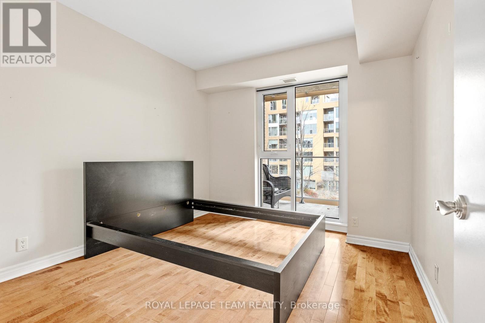 303 - 200 Lett Street, Ottawa, Ontario  K1R 0A7 - Photo 14 - X12680180