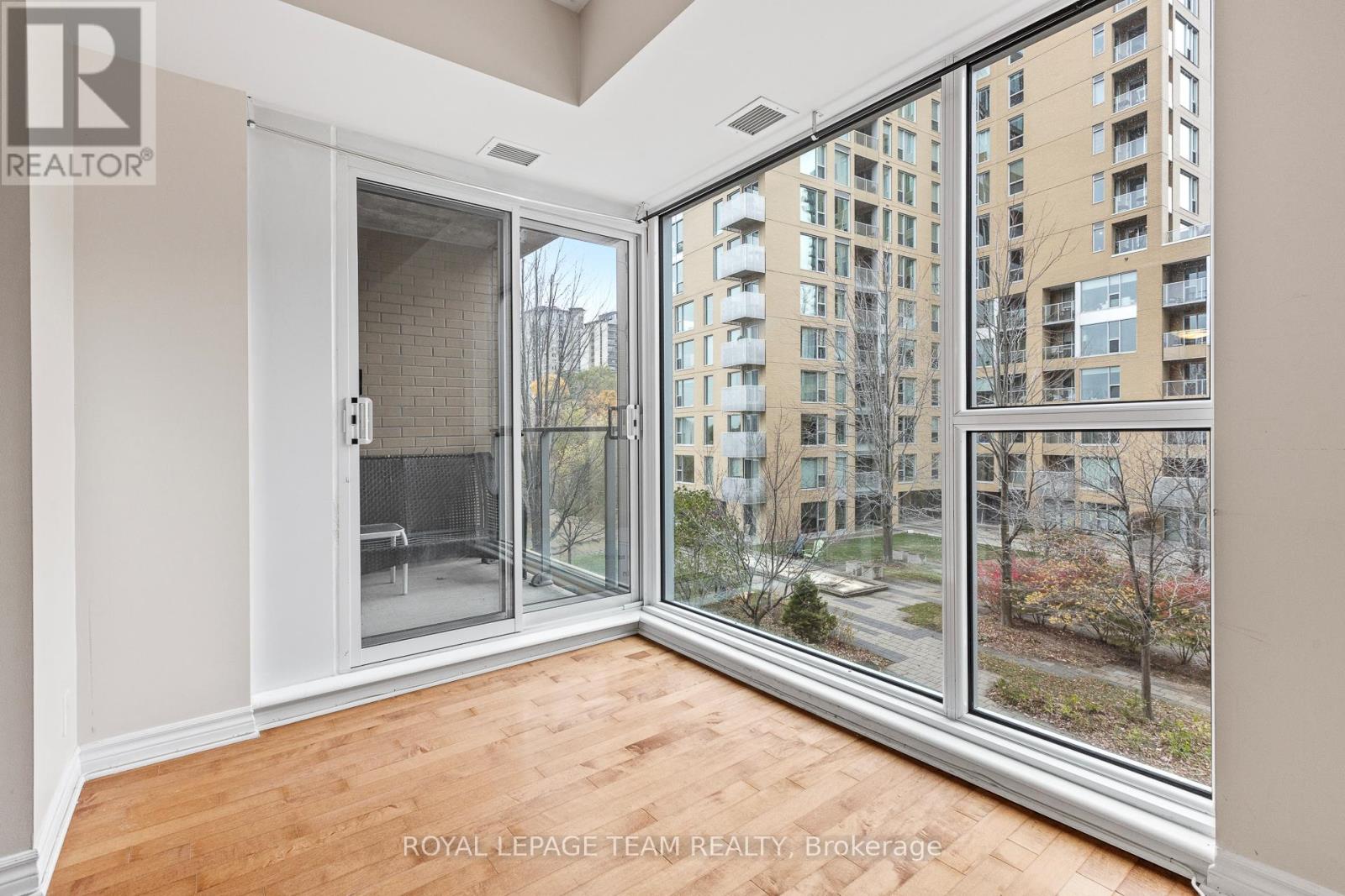 303 - 200 Lett Street, Ottawa, Ontario  K1R 0A7 - Photo 18 - X12680180