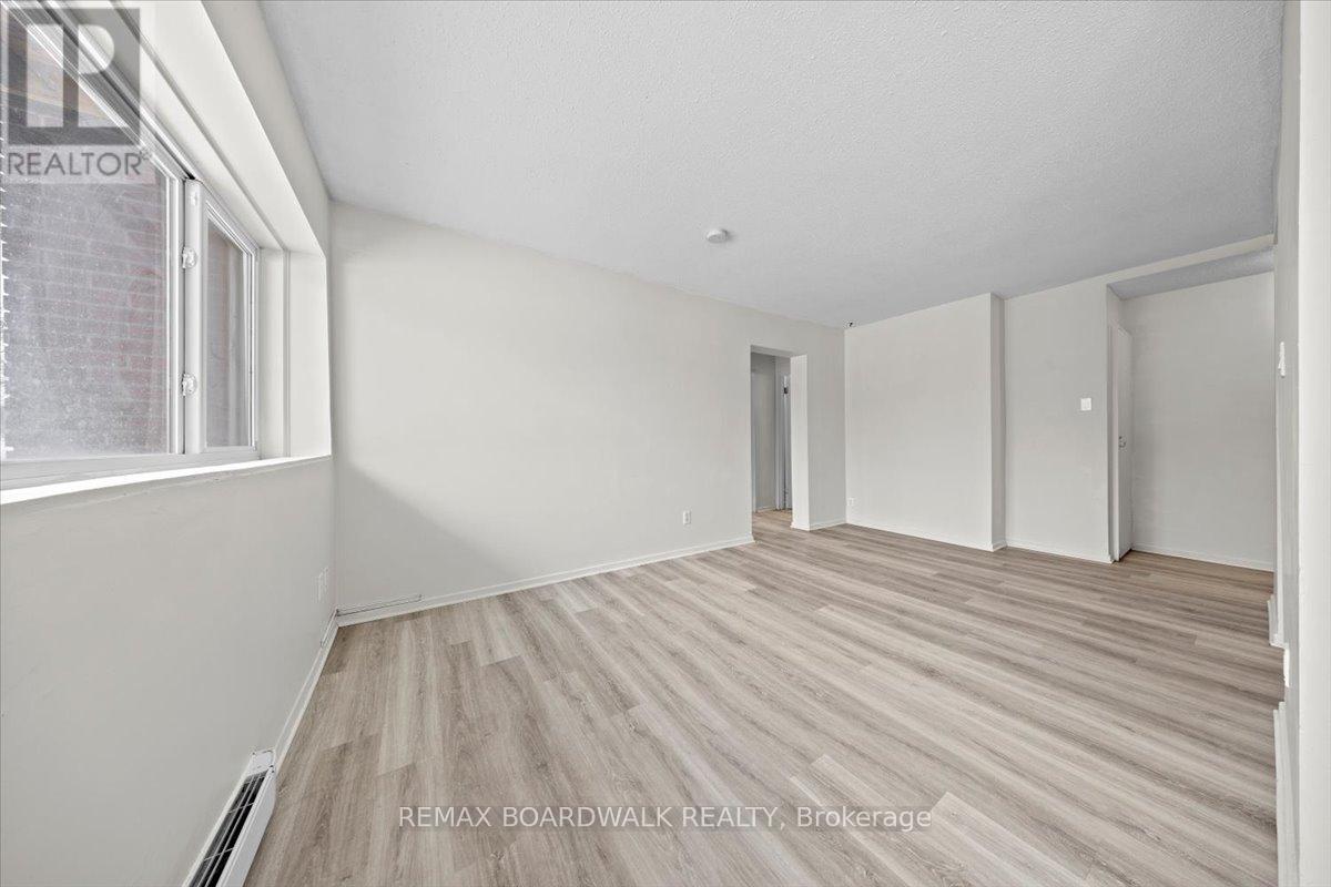 108a - 2044 Arrowsmith Drive, Ottawa, Ontario  K1J 7V8 - Photo 10 - X12680284