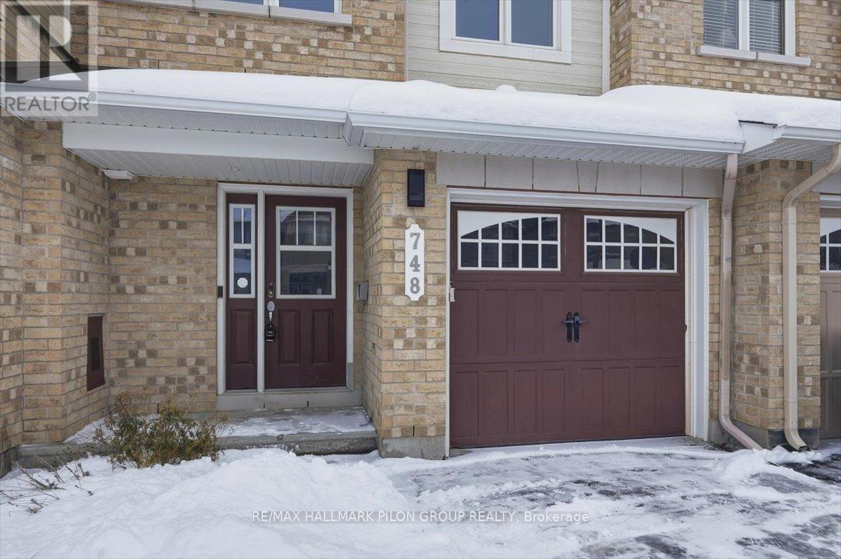 748 Morningstar Way, Ottawa, Ontario  K1W 0G6 - Photo 2 - X12680294