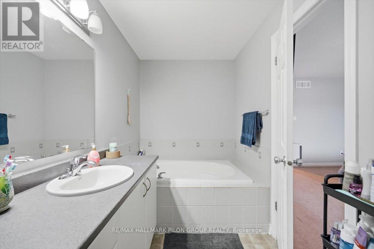 504 Allegro Way, Ottawa, Ontario  K4A 0H6 - Photo 15 - X12680428