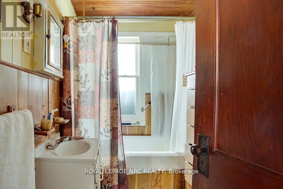 3188 Young Avenue, Fort Erie, Ontario  L0S 1N0 - Photo 26 - X12680402