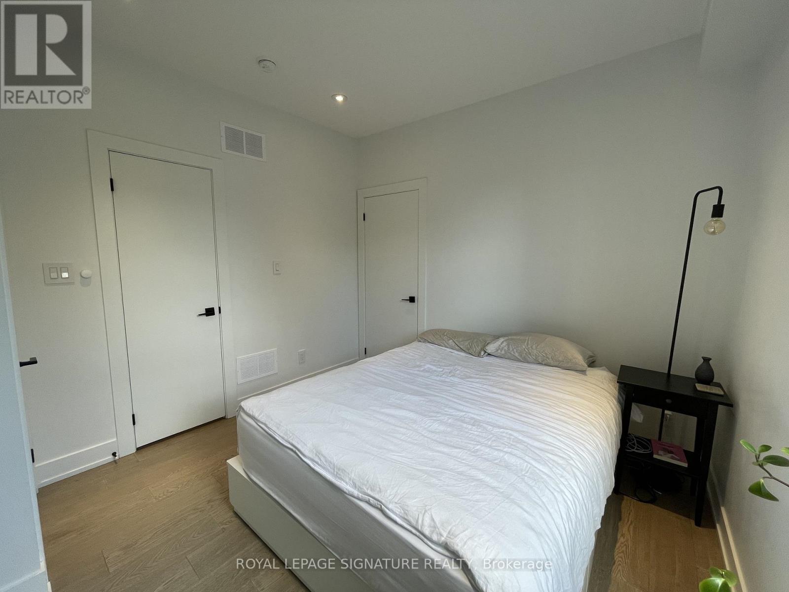 Back - 17 Claremont Street, Toronto, Ontario  M6J 2M3 - Photo 9 - C12680136