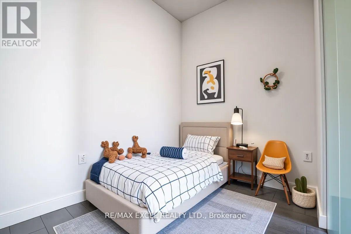 2001 - 85 Mcmahon Drive, Toronto, Ontario  M2K 0H1 - Photo 22 - C12680248