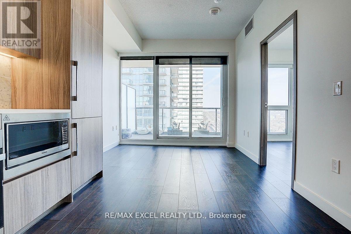 2001 - 85 Mcmahon Drive, Toronto, Ontario  M2K 0H1 - Photo 9 - C12680248