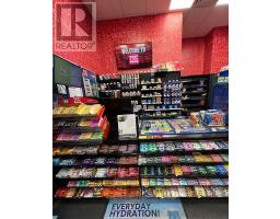 2 ST CLAIR AVENUE E, Toronto, Ontario