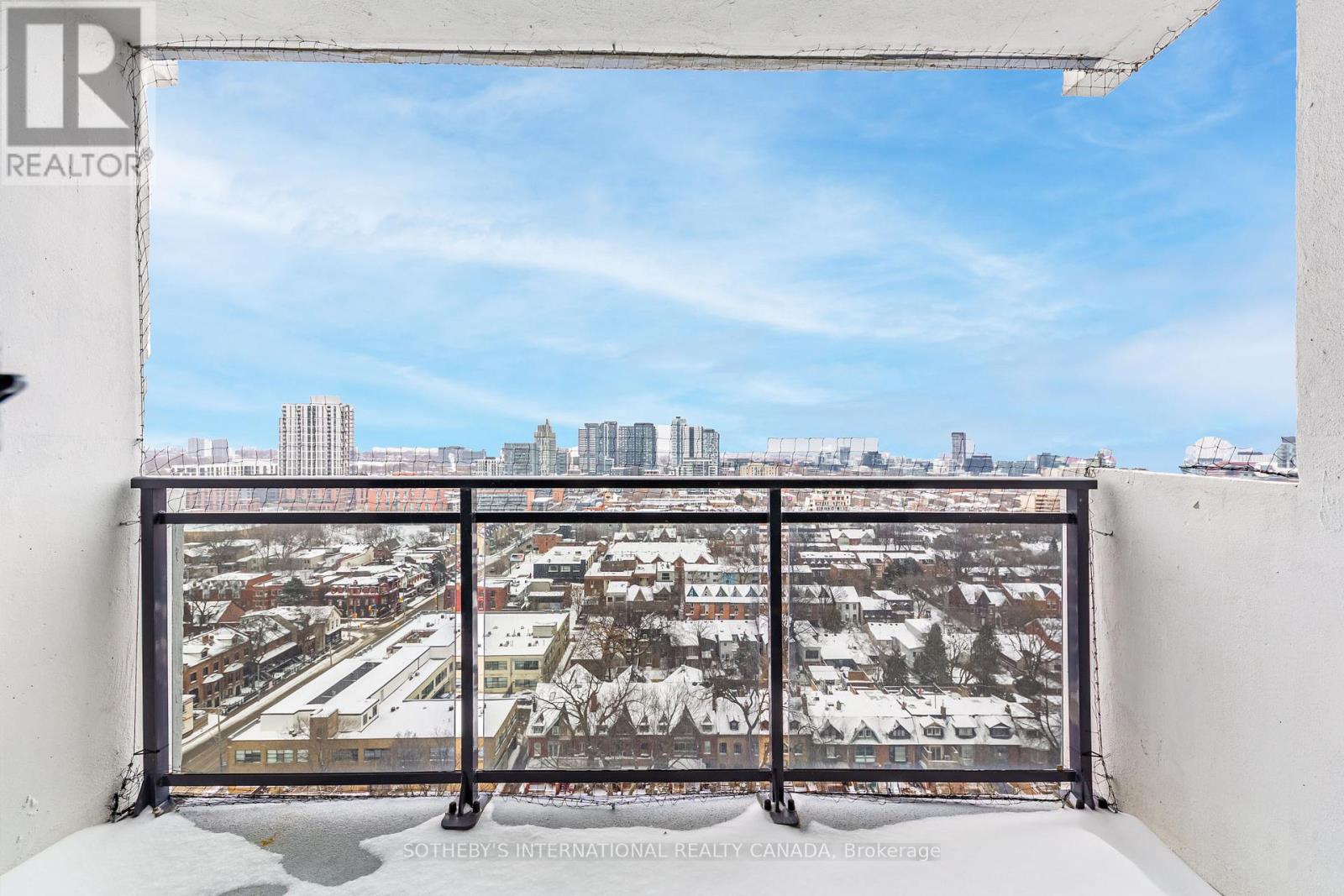 2106 - 201 Sherbourne Street, Toronto, Ontario  M5A 3X1 - Photo 5 - C12680340