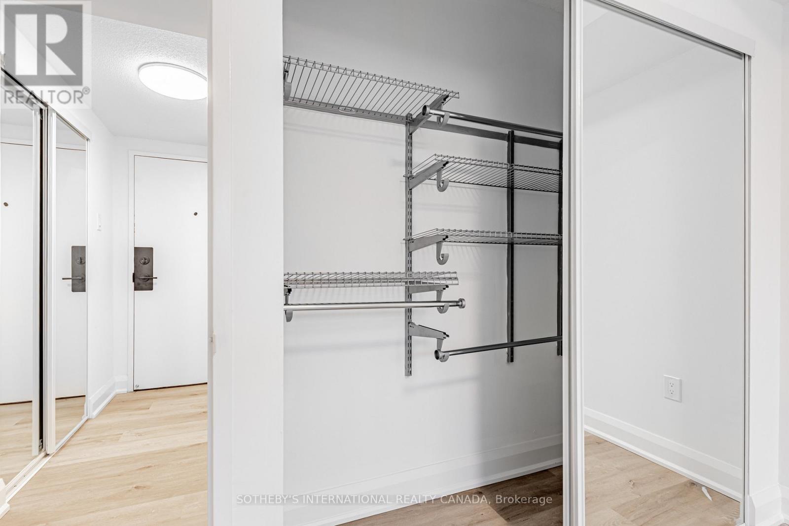 819 - 191 Sherbourne Street, Toronto, Ontario  M5A 3X1 - Photo 7 - C12680366