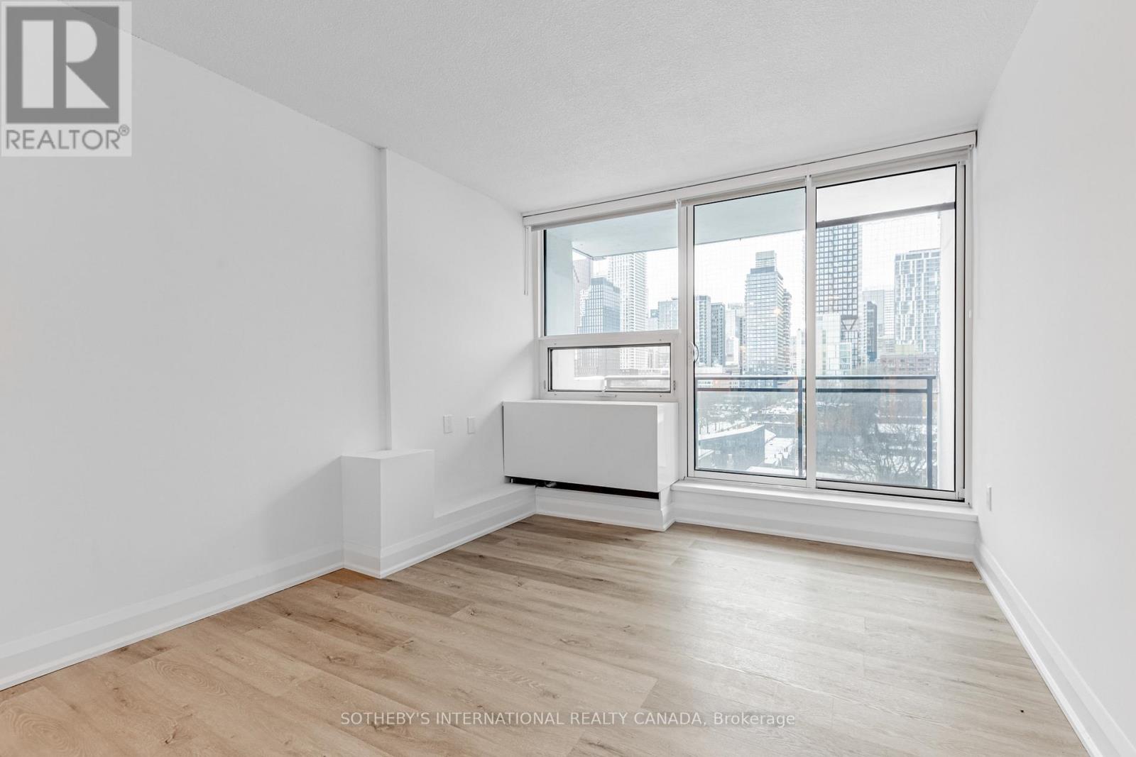 819 - 191 Sherbourne Street, Toronto, Ontario  M5A 3X1 - Photo 9 - C12680366