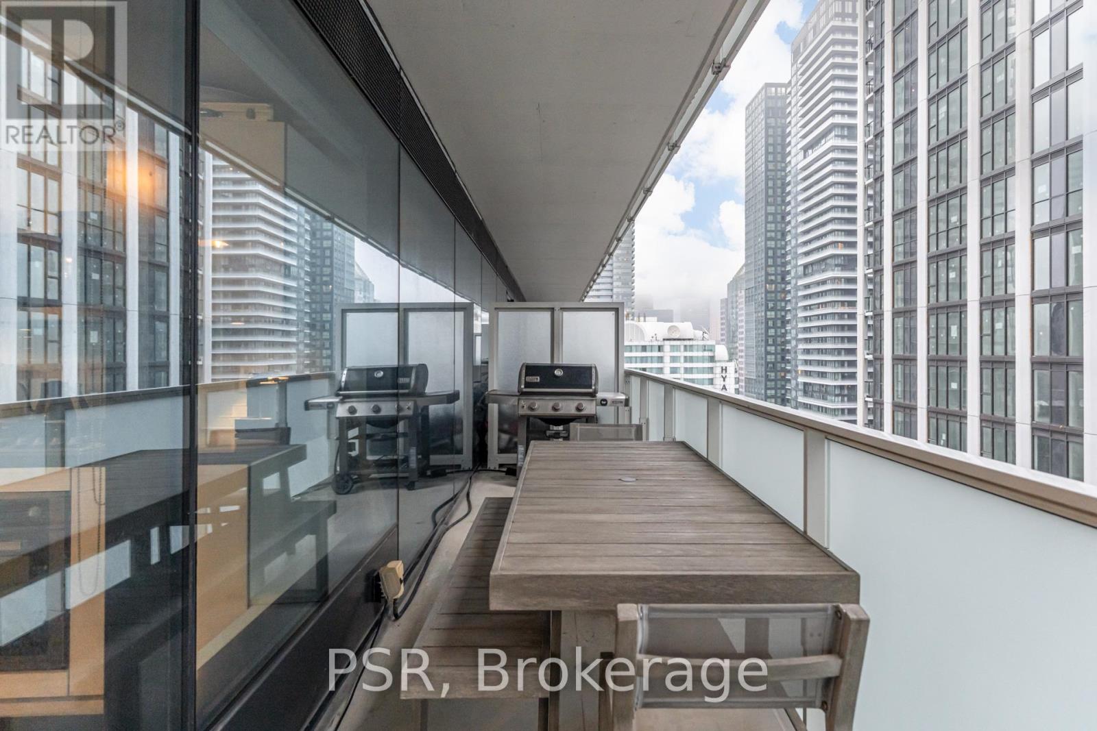 2002 - 11 Charlotte Street, Toronto, Ontario  M5V 0M6 - Photo 17 - C12680400