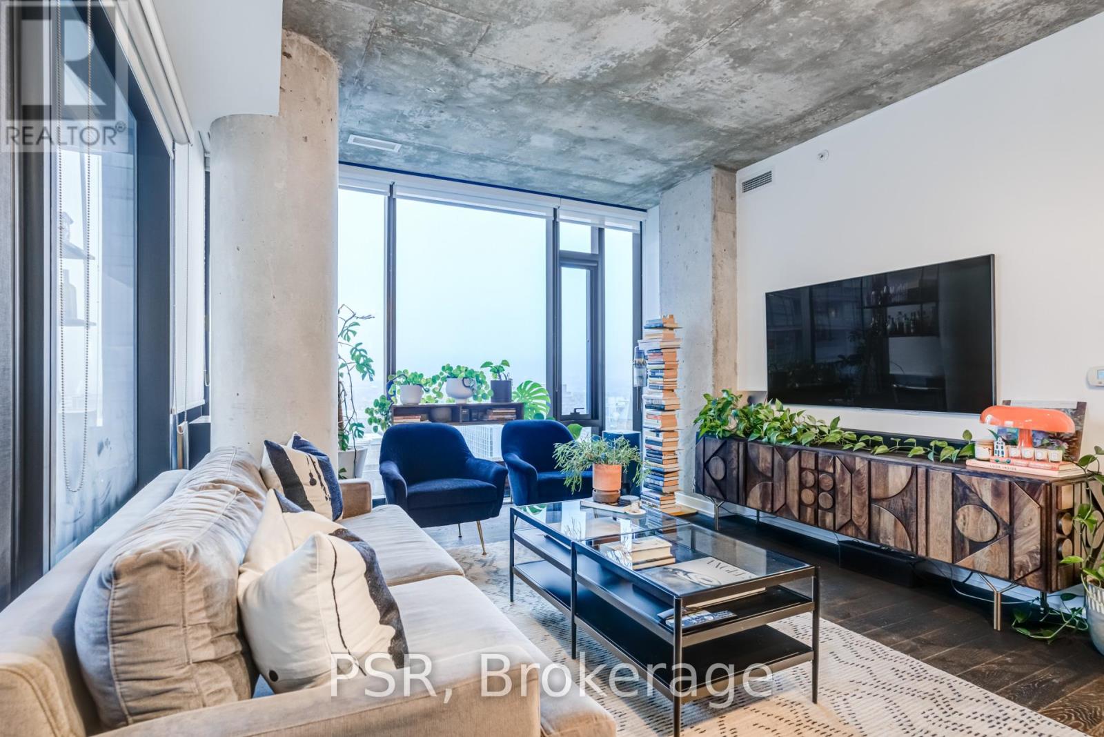 2002 - 11 Charlotte Street, Toronto, Ontario  M5V 0M6 - Photo 4 - C12680400