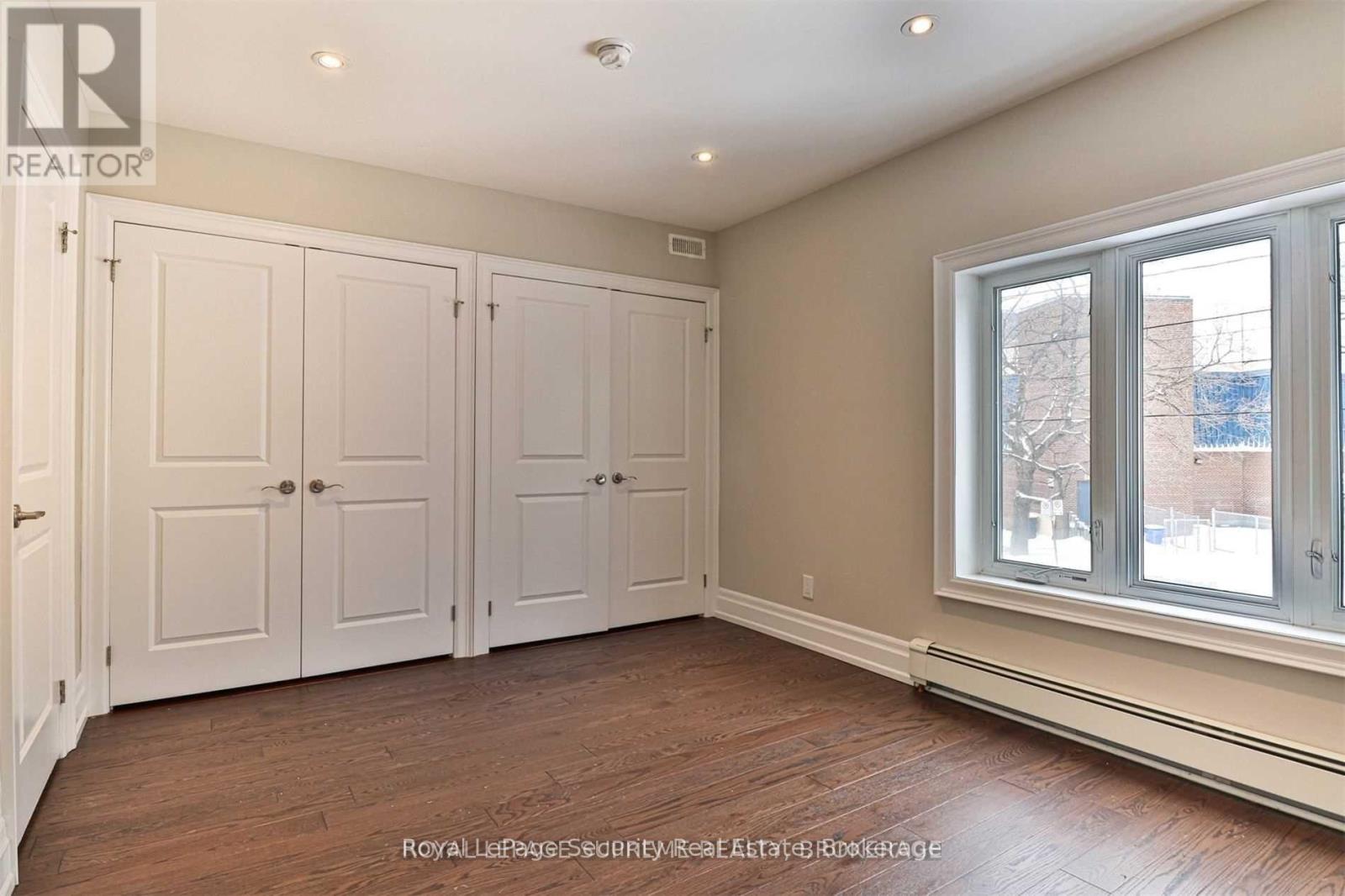 2 - 62 Lippincott Street, Toronto, Ontario  M5T 2R5 - Photo 12 - C12680416