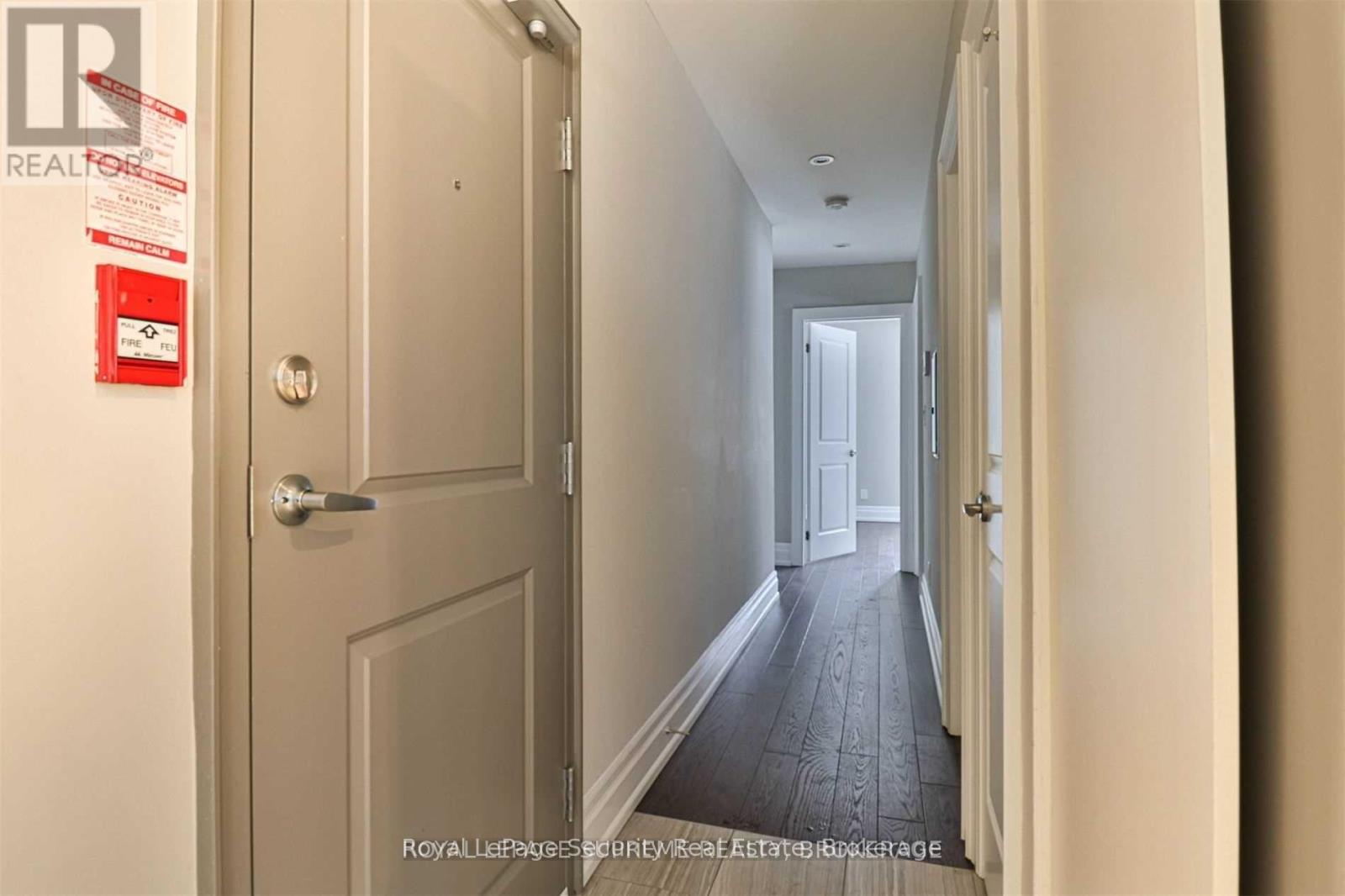 2 - 62 Lippincott Street, Toronto, Ontario  M5T 2R5 - Photo 21 - C12680416