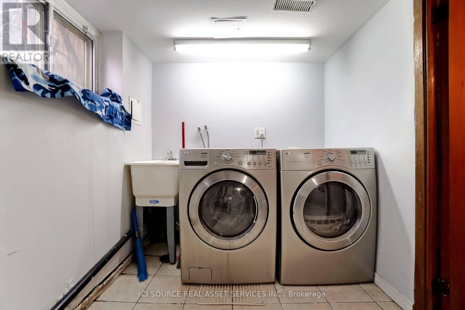 Main Fl - 2609 Kingston Road, Toronto, Ontario  M1M 1M1 - Photo 7 - E12680160