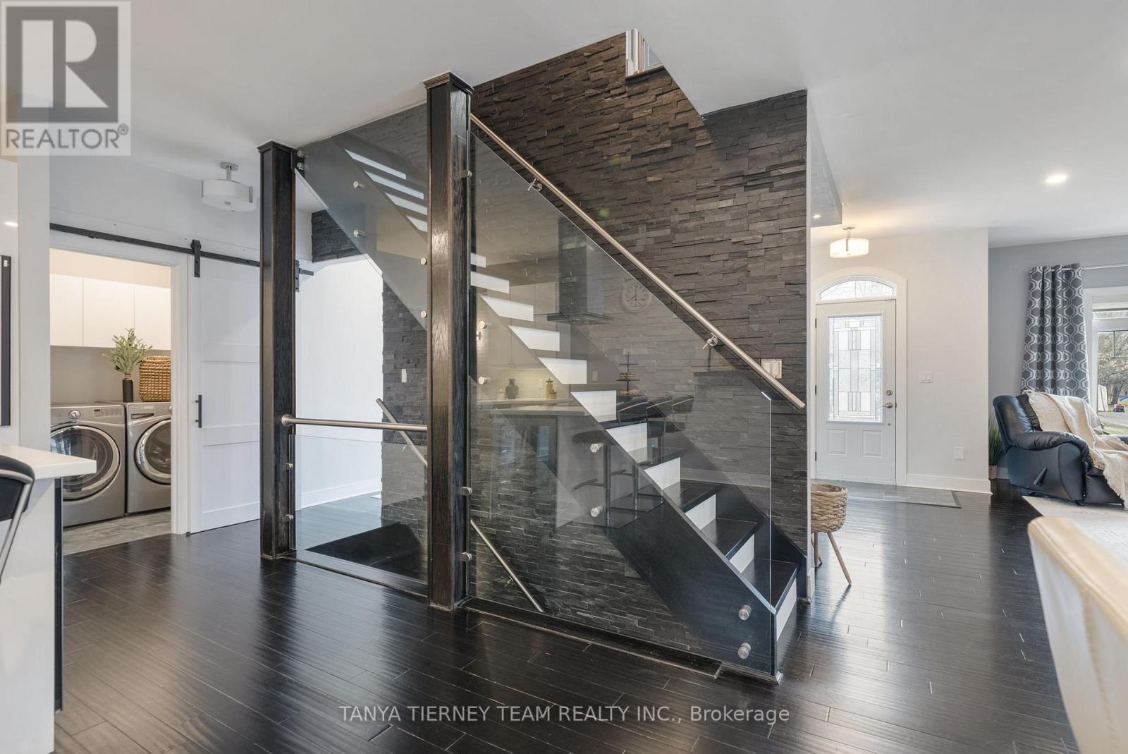 1 Centre Street W, Whitby, Ontario  L1M 1C1 - Photo 17 - E12680316