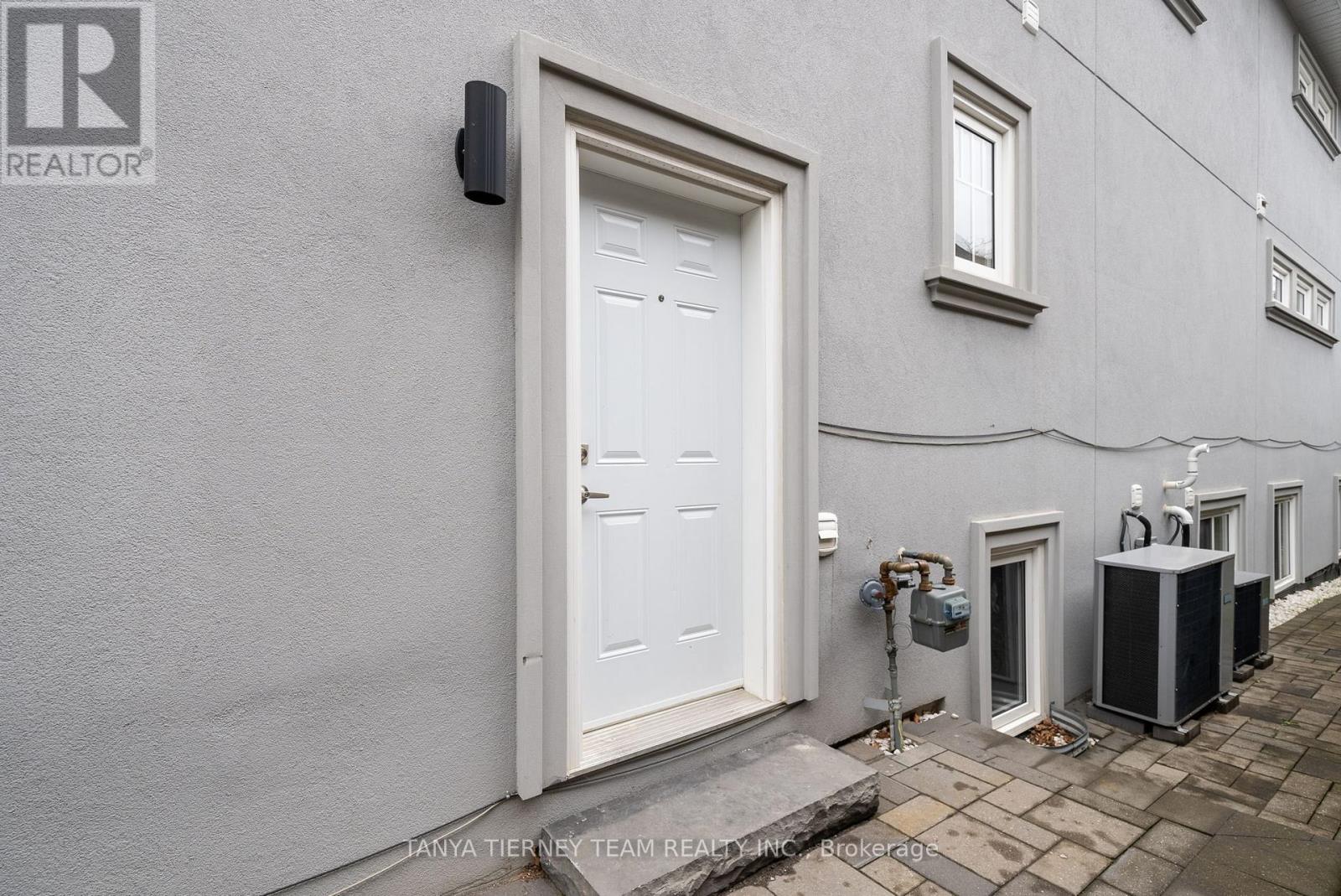 1 Centre Street W, Whitby, Ontario  L1M 1C1 - Photo 33 - E12680316