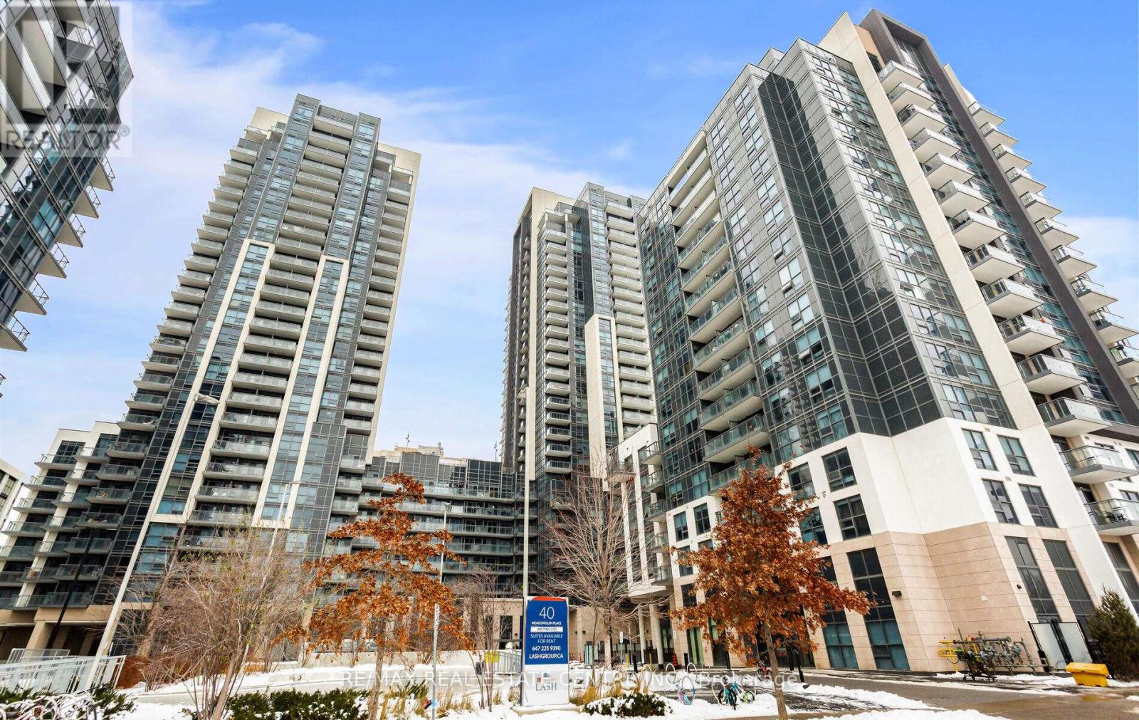 1709 - 30 Meadowglen Place, Toronto, Ontario  M1G 0A5 - Photo 2 - E12680330