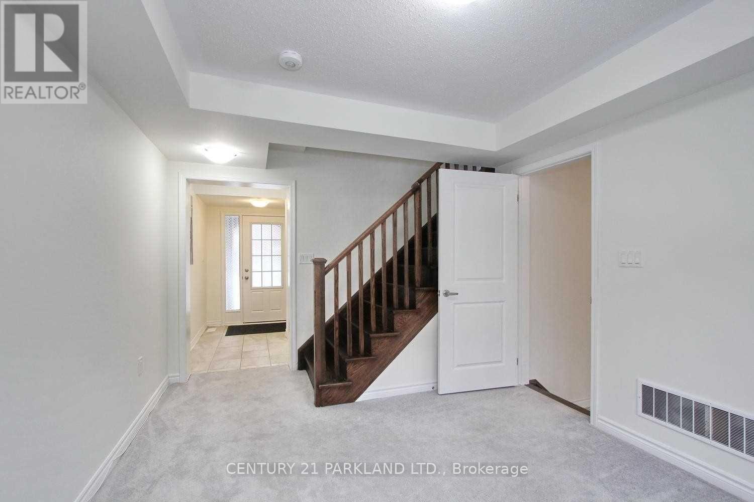 39 Fusilier Drive, Toronto, Ontario  M1L 0J4 - Photo 13 - E12680344